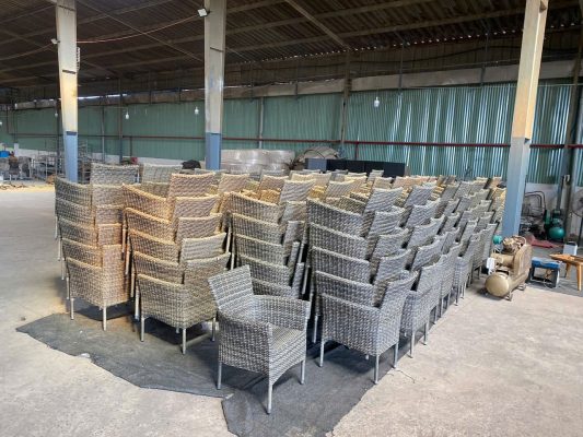 Gia công đan nhựa giả mây