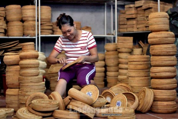 Phố Thạch Bàn - Phố bán đồ mây tre đan Hà Nội