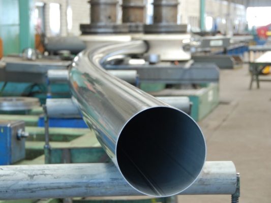 Một số câu hỏi về gia công uốn ống inox theo yêu cầu tại DFC