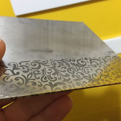 Dịch Vụ Khắc Laser Inox tại DFC
